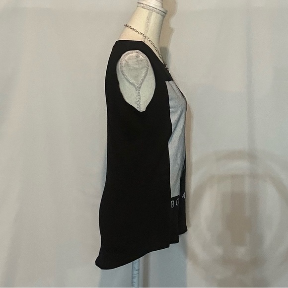 Tops/T-Shirts/Tanks👚 - 2 for $15 or 3 for $20 (Mix & Match) - Picture 3 of 5